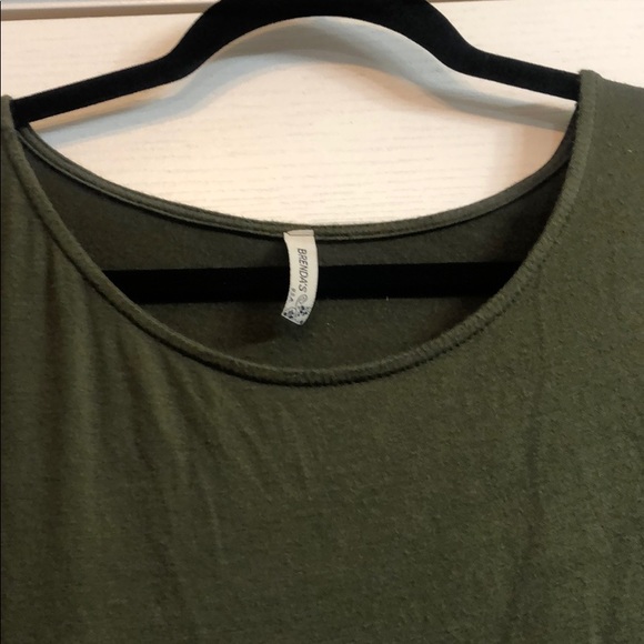 Super SOFT AND lightweight Green Tunic Dress - Picture 2 of 3